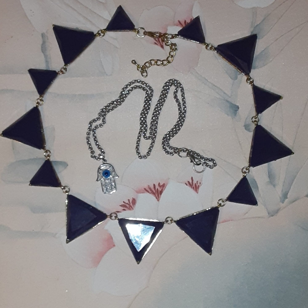 2×Stylish Necklaces